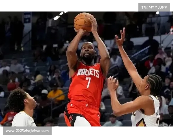 杜兰特打破哈登保持13年火箭队史纪录，前11场砍276分